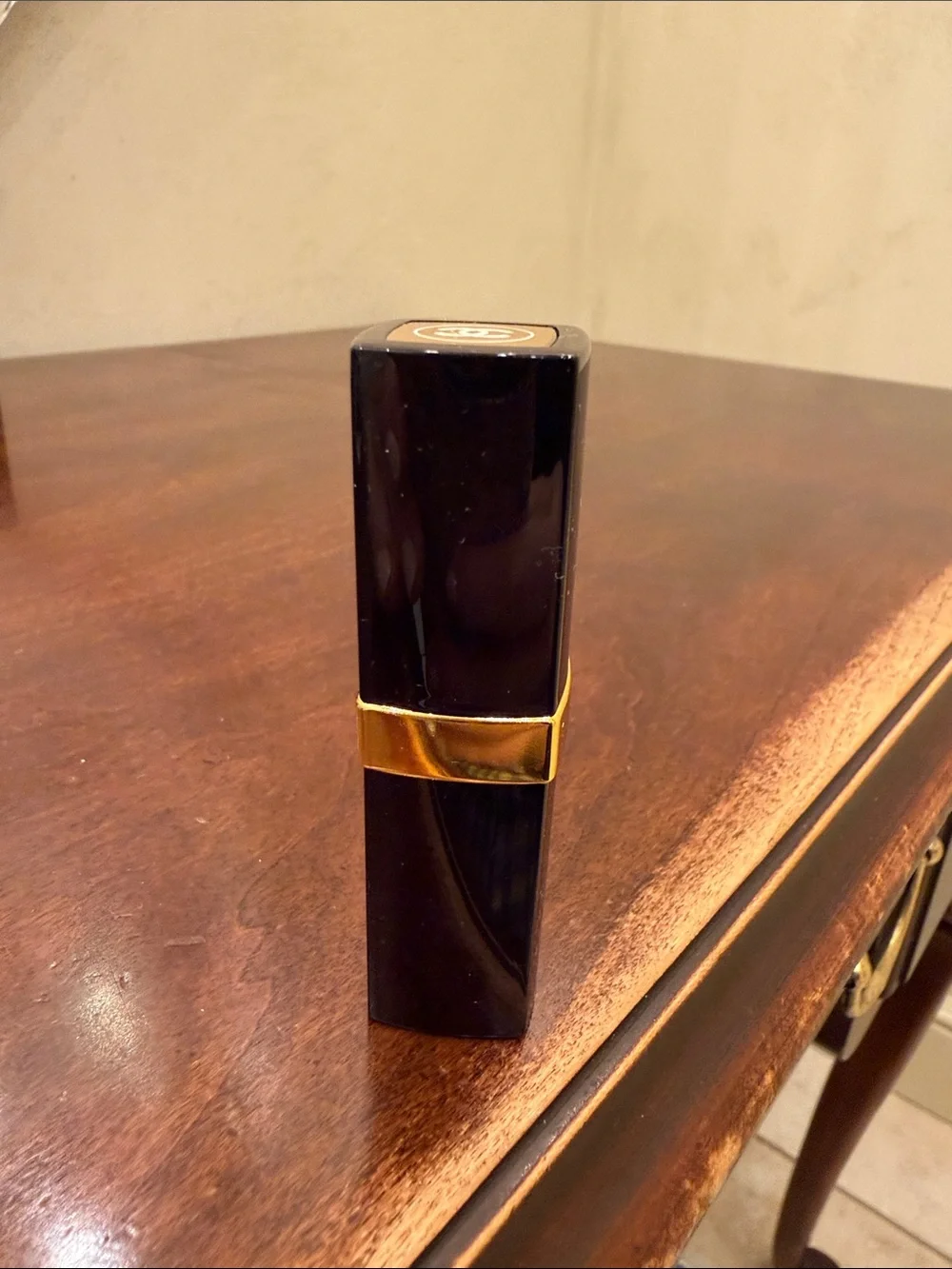 CHANEL Hydracaresse Hydra-treatment lip care SPF 15